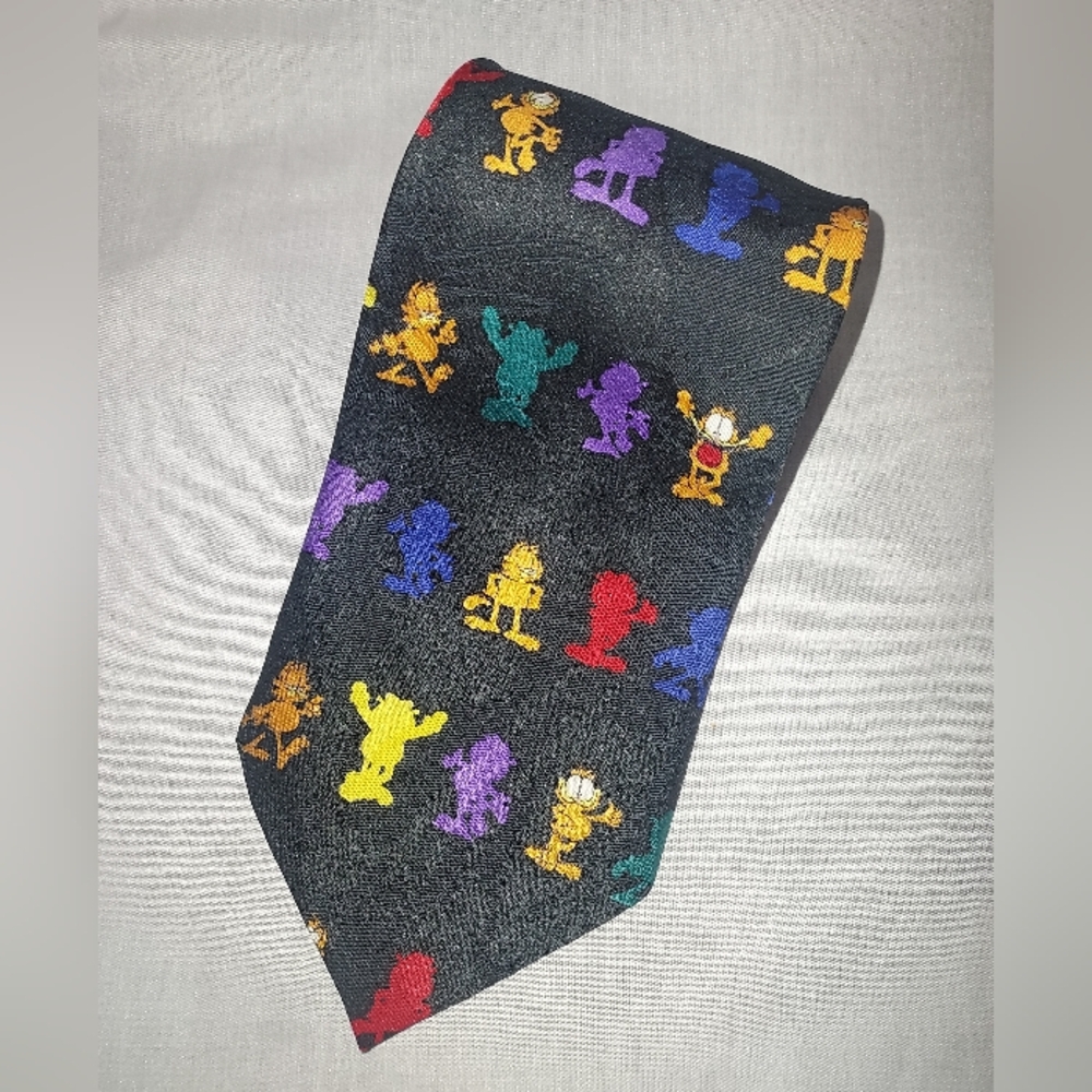 Garfield‎ themed tie
